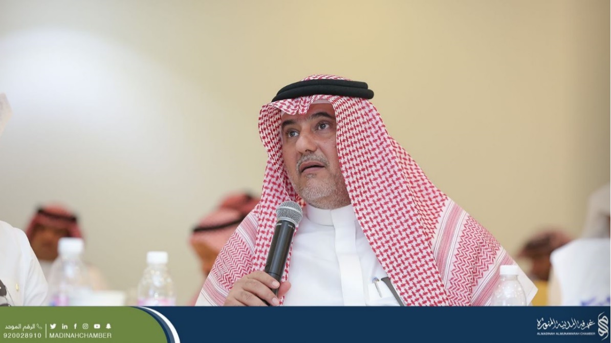 قامت #غرفة_المدينة_المنورة بتنظيم لقاء تعريفي برعاية محافظ المهد سعادة أ.عايض آل مشيط وحضور مجلس إدارة الغرفة والامانة العامة لرفع كفاءة المنشآت بمحافظة #المهد.
