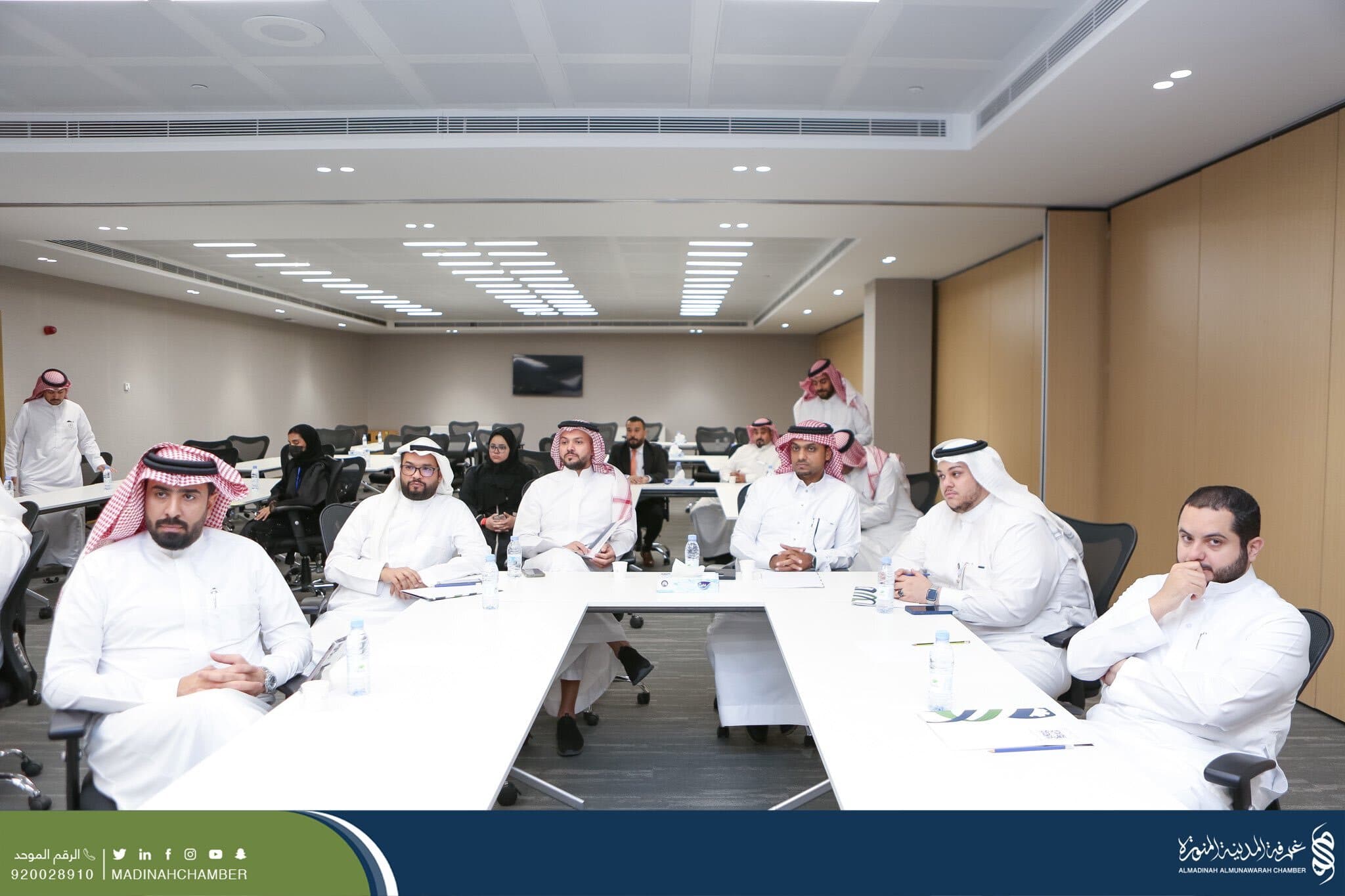 لقاء بعنوان مناقشة التحديات التي تواجه قطاعات الاعمال بالمنطقة والتعرف على آلية العمل بشركة "TUV" التابعة لأمانة منطقة المدينة المنورة